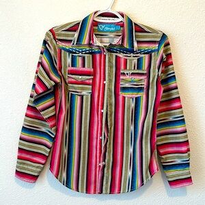 Girl’s size Large 10/12 multicolored Cowgirl Hardware shirt.
